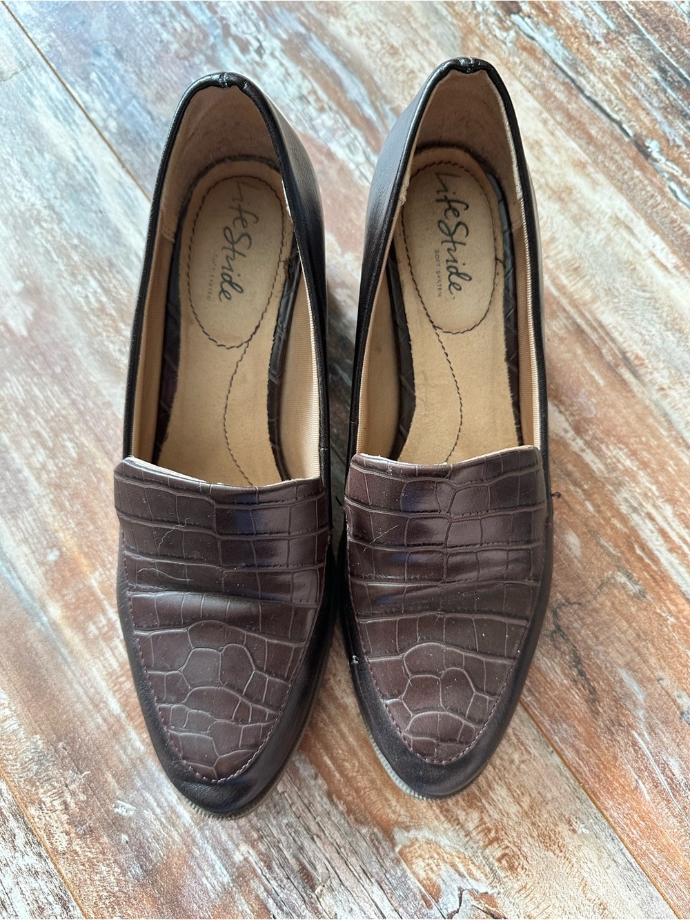 Life Stride Brown Croc-Embossed Slip-On Loafers